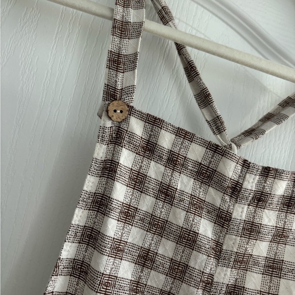 🎉 Host Pick 🎉 Free People Gingham cotton overalls romper. Perfect for summer! - Picture 9 of 10
